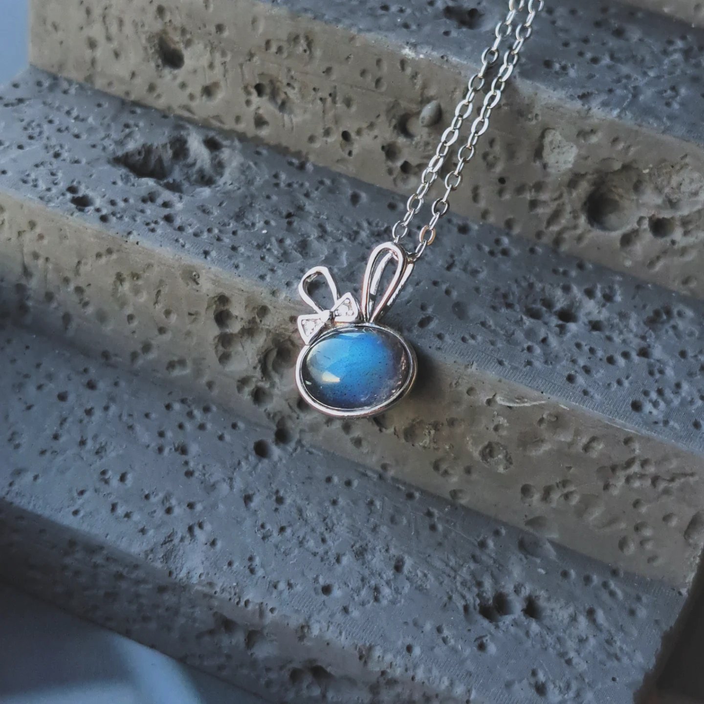 兔子拉長石項鍊